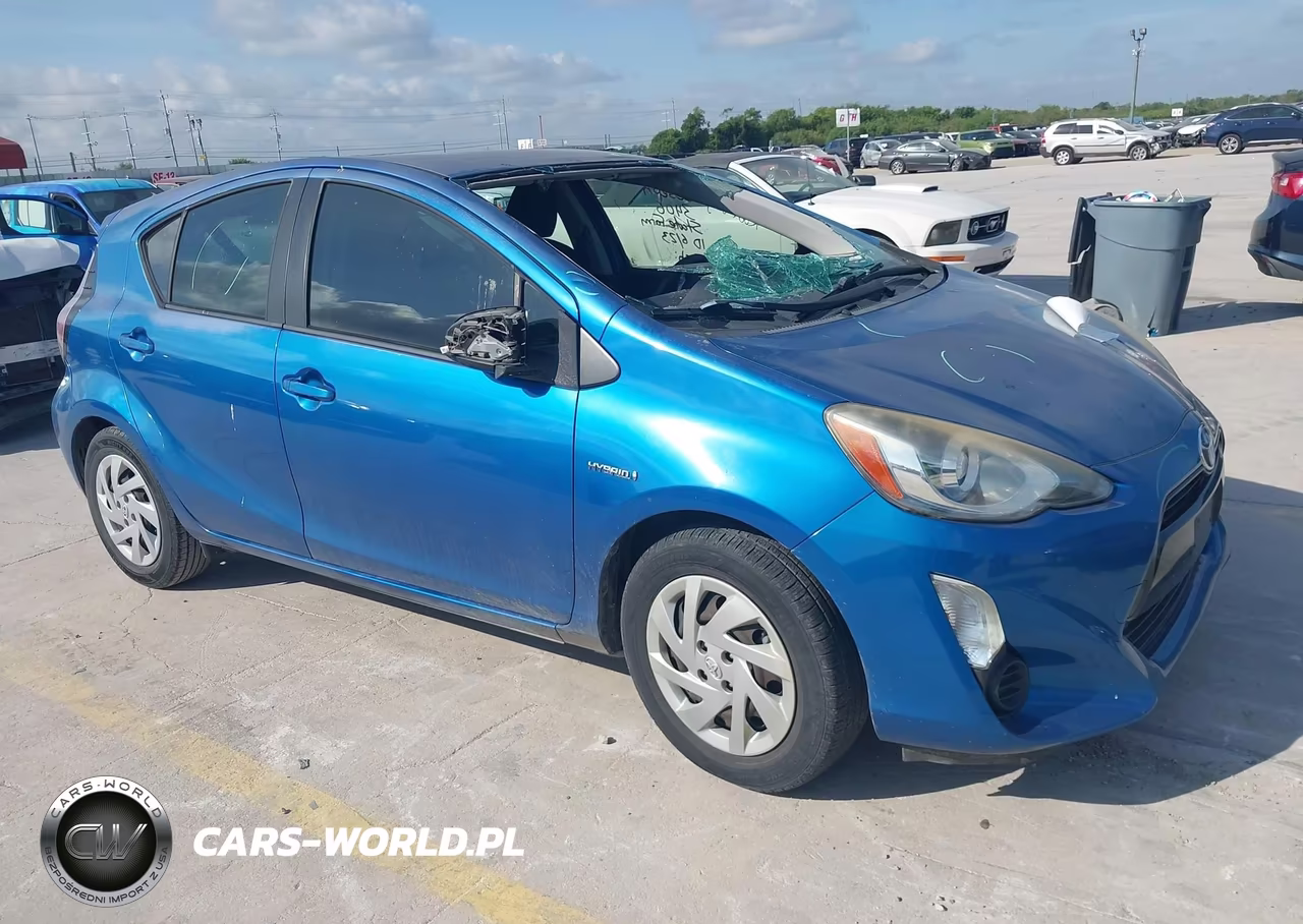 2015 Toyota Prius C Two