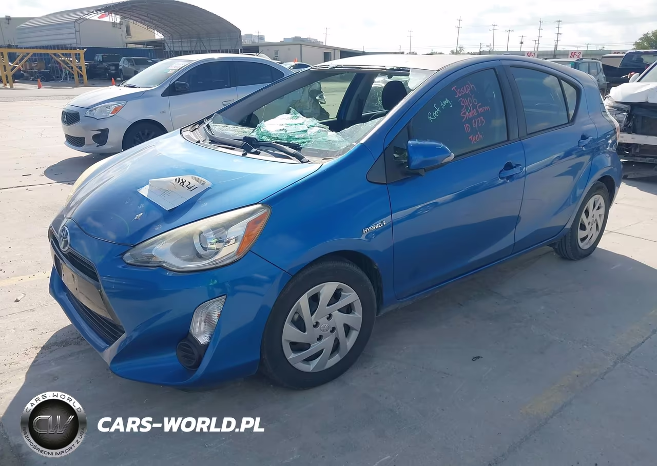 2015 Toyota Prius C Two VIN:JTDKDTB32F1578965 - 2