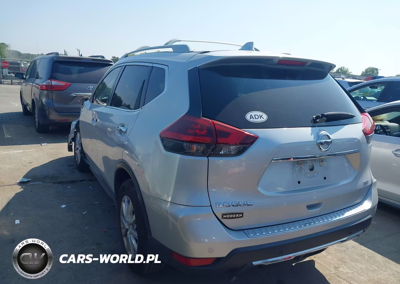 2019 Nissan Rogue Sv VIN:5N1AT2MT3KC796042 - 3