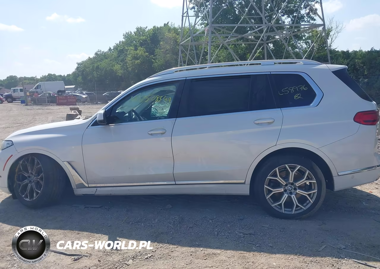 2022 BMW X7 xDrive40I VIN:5UXCW2C09N9L58976 - 14