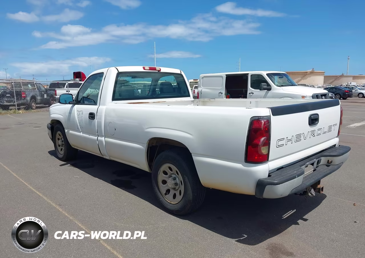 2007 Chevrolet Silverado 1500 Classic Work Truck VIN:3GCEC14Z97G173923 - 3