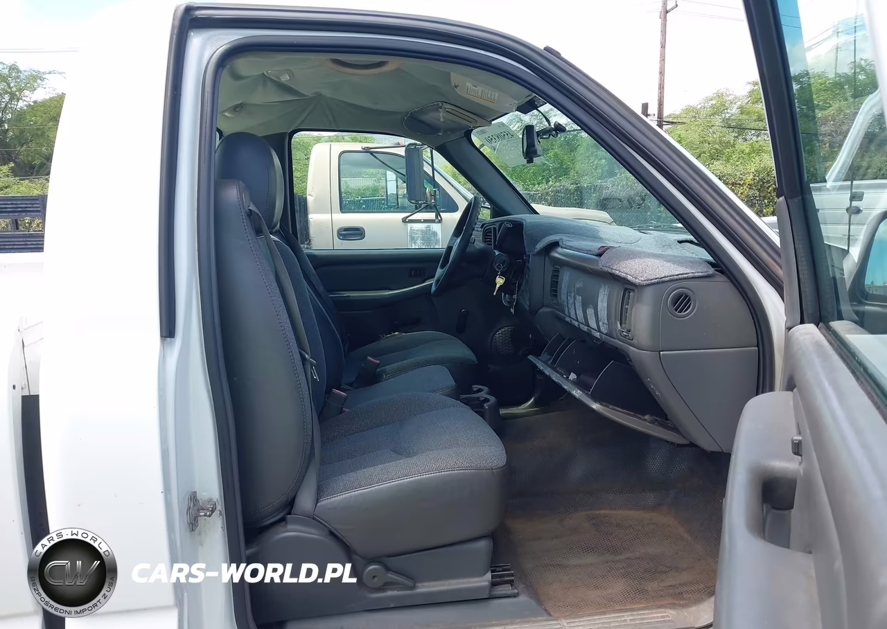 2007 Chevrolet Silverado 1500 Classic Work Truck VIN:3GCEC14Z97G173923 - 5