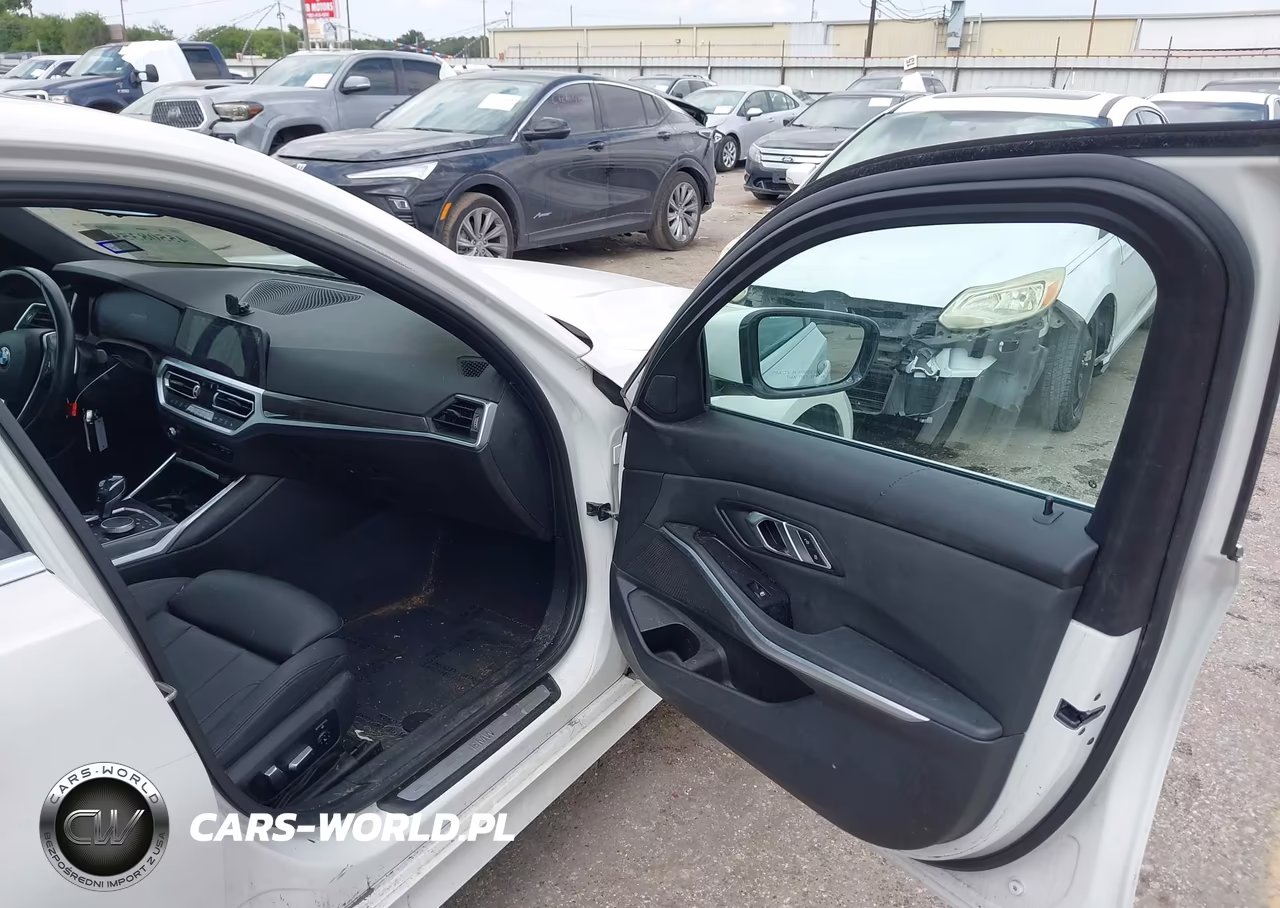 2020 BMW 330I xDrive VIN:3MW5R7J00L8B03669 - 5