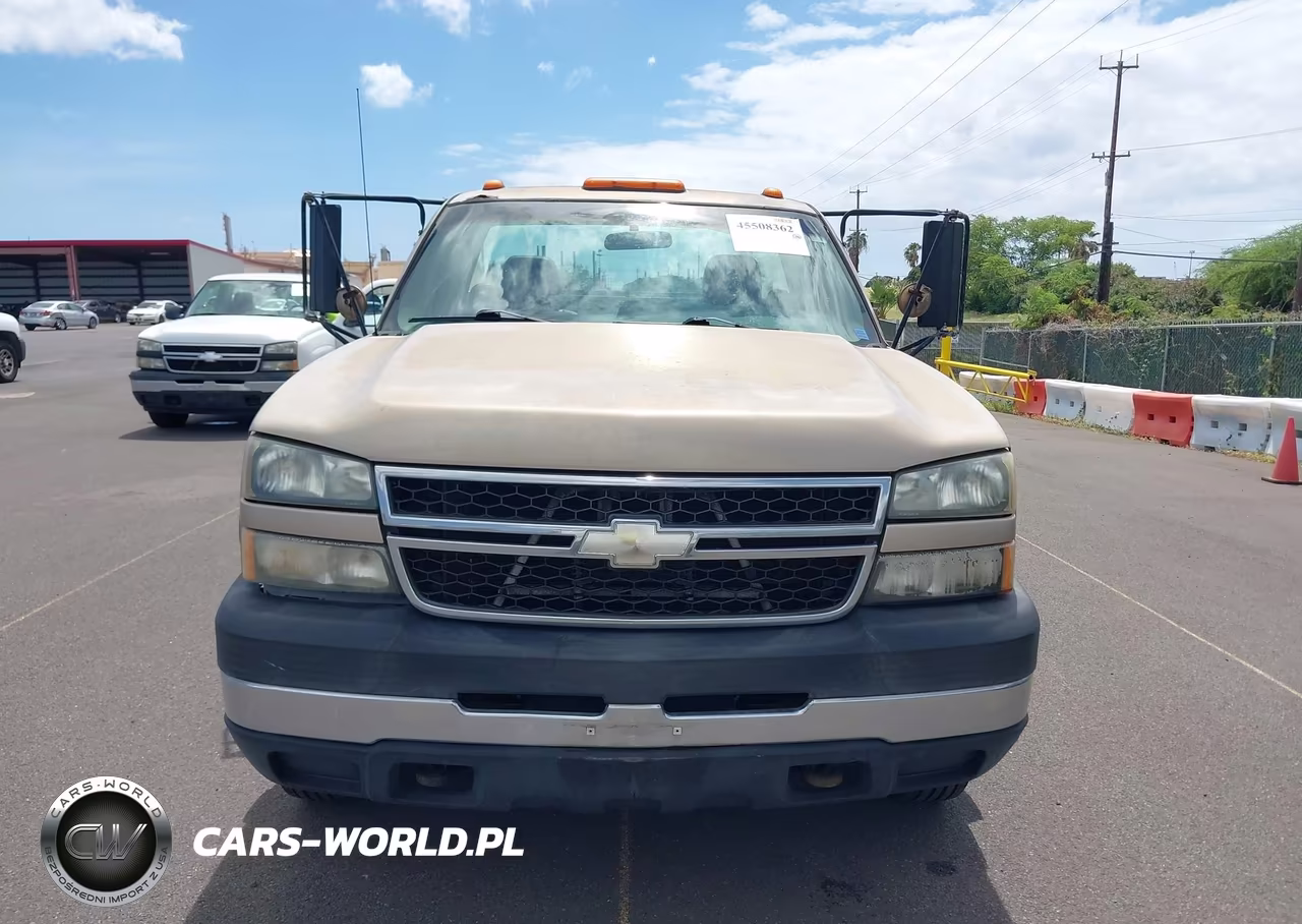 2007 Chevrolet Silverado 3500 Chassis Classic Work Truck VIN:1GBJC34U17E181461 - 17