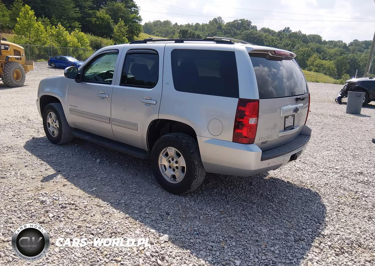 2013 Chevrolet Tahoe Lt VIN:1GNSKBE05DR149813 - 3