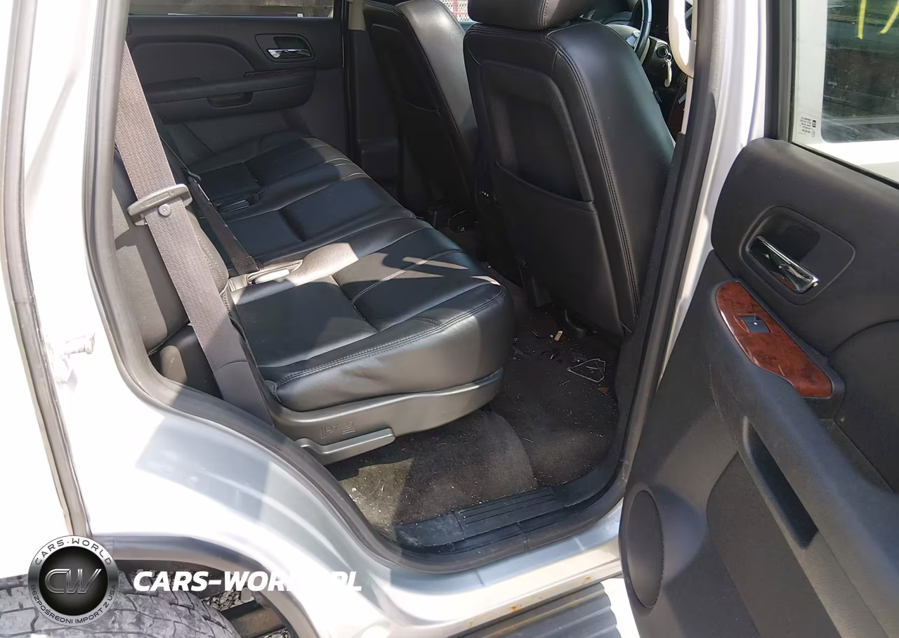 2013 Chevrolet Tahoe Lt VIN:1GNSKBE05DR149813 - 8