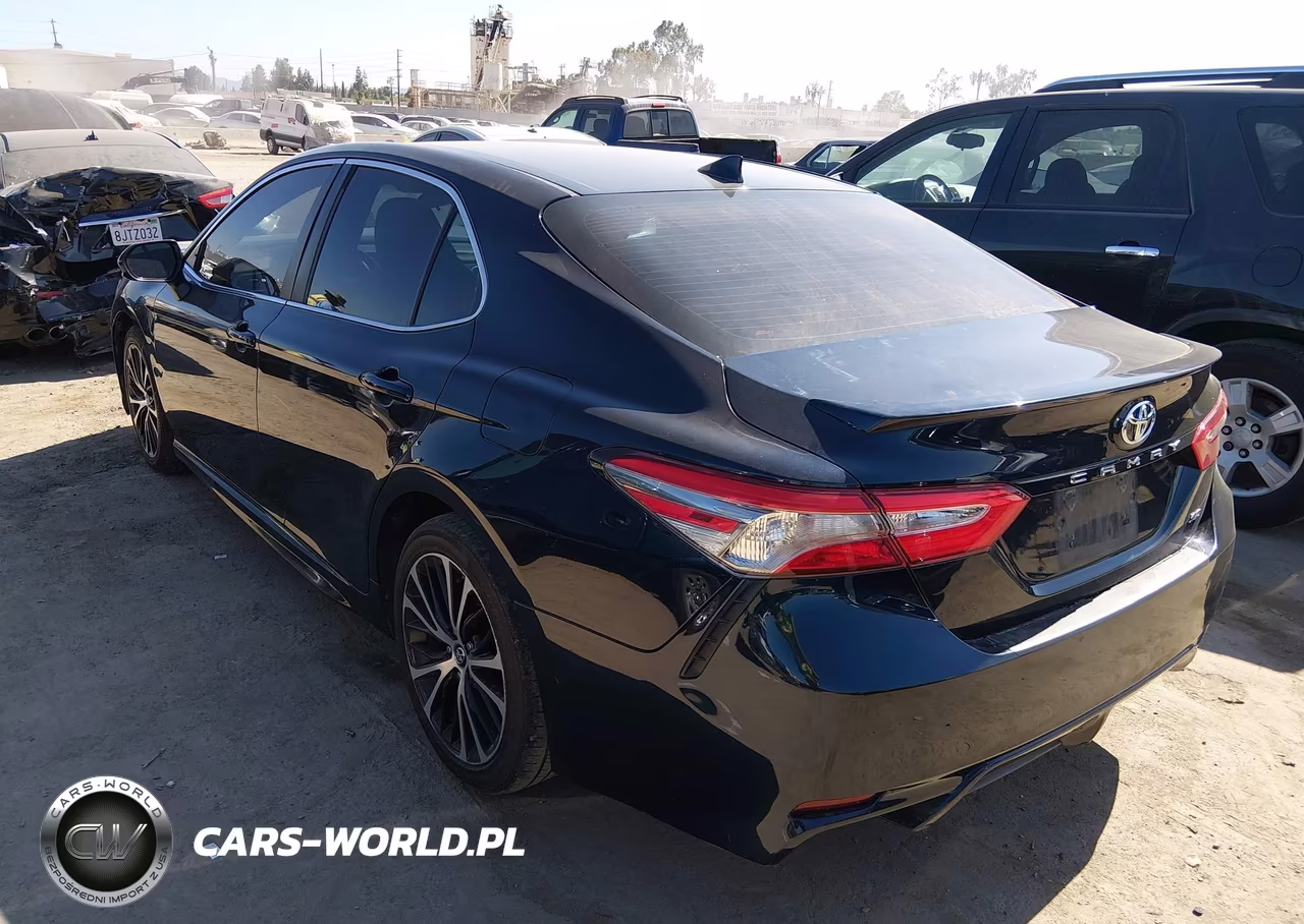 2019 Toyota Camry Se VIN:4T1B11HK6KU813920 - 3