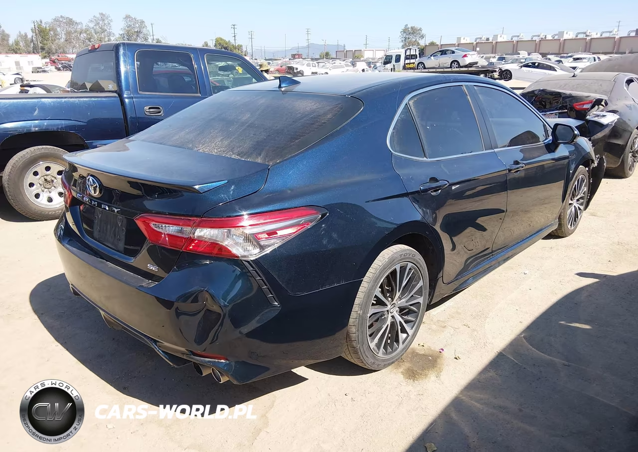 2019 Toyota Camry Se VIN:4T1B11HK6KU813920 - 4