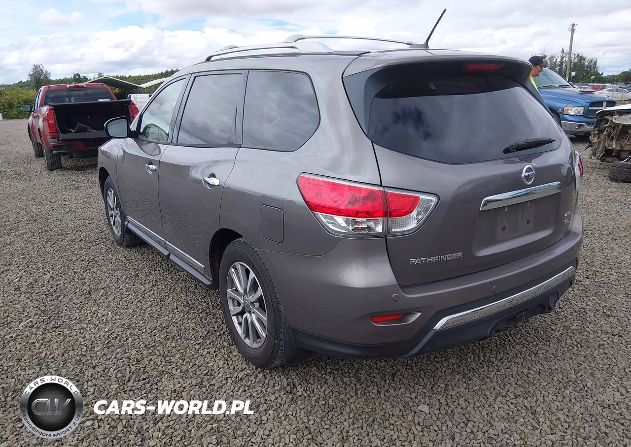 2014 Nissan Pathfinder Sl VIN:5N1AR2MM7EC680113 - 3