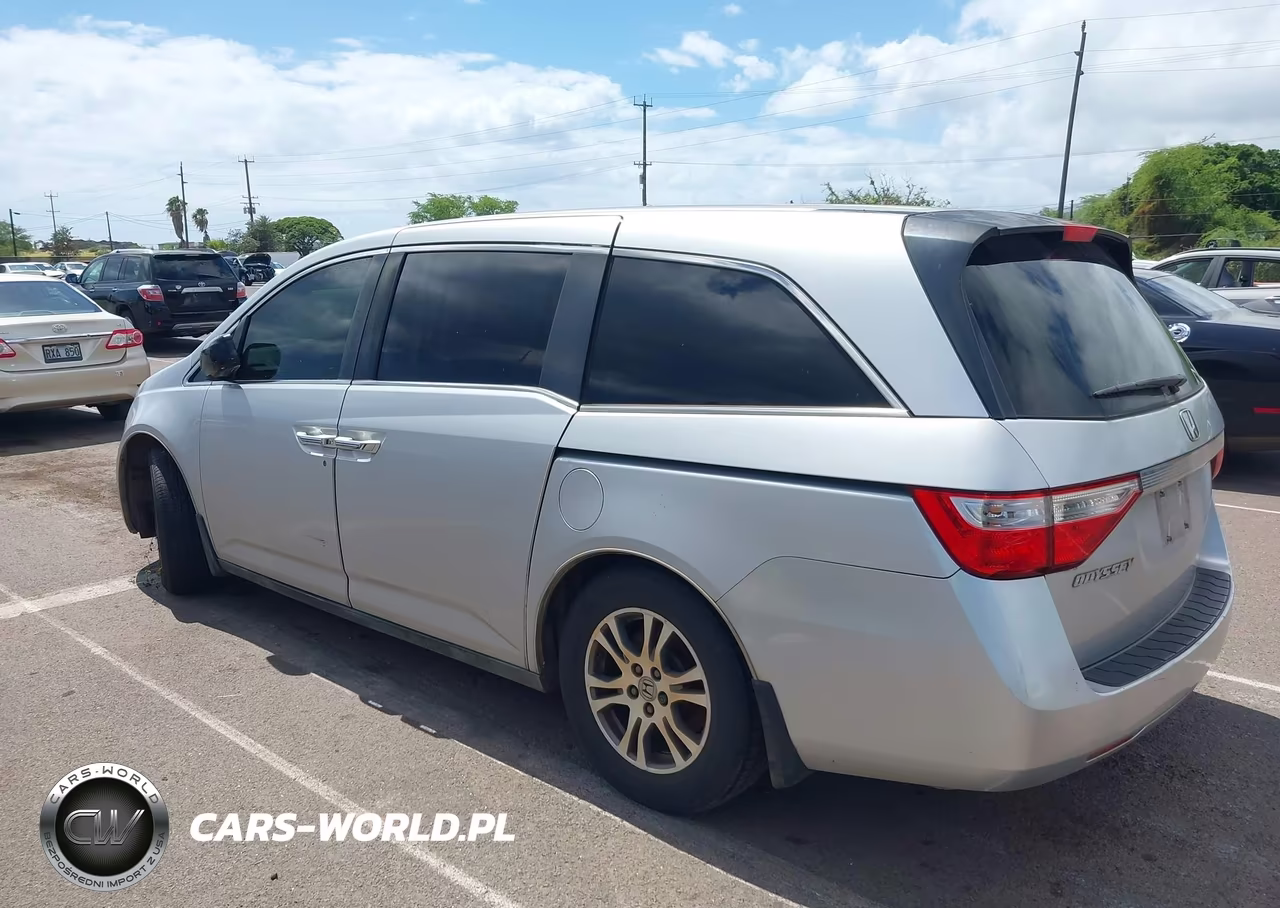 2012 Honda Odyssey Ex VIN:5FNRL5H4XCB104777 - 3