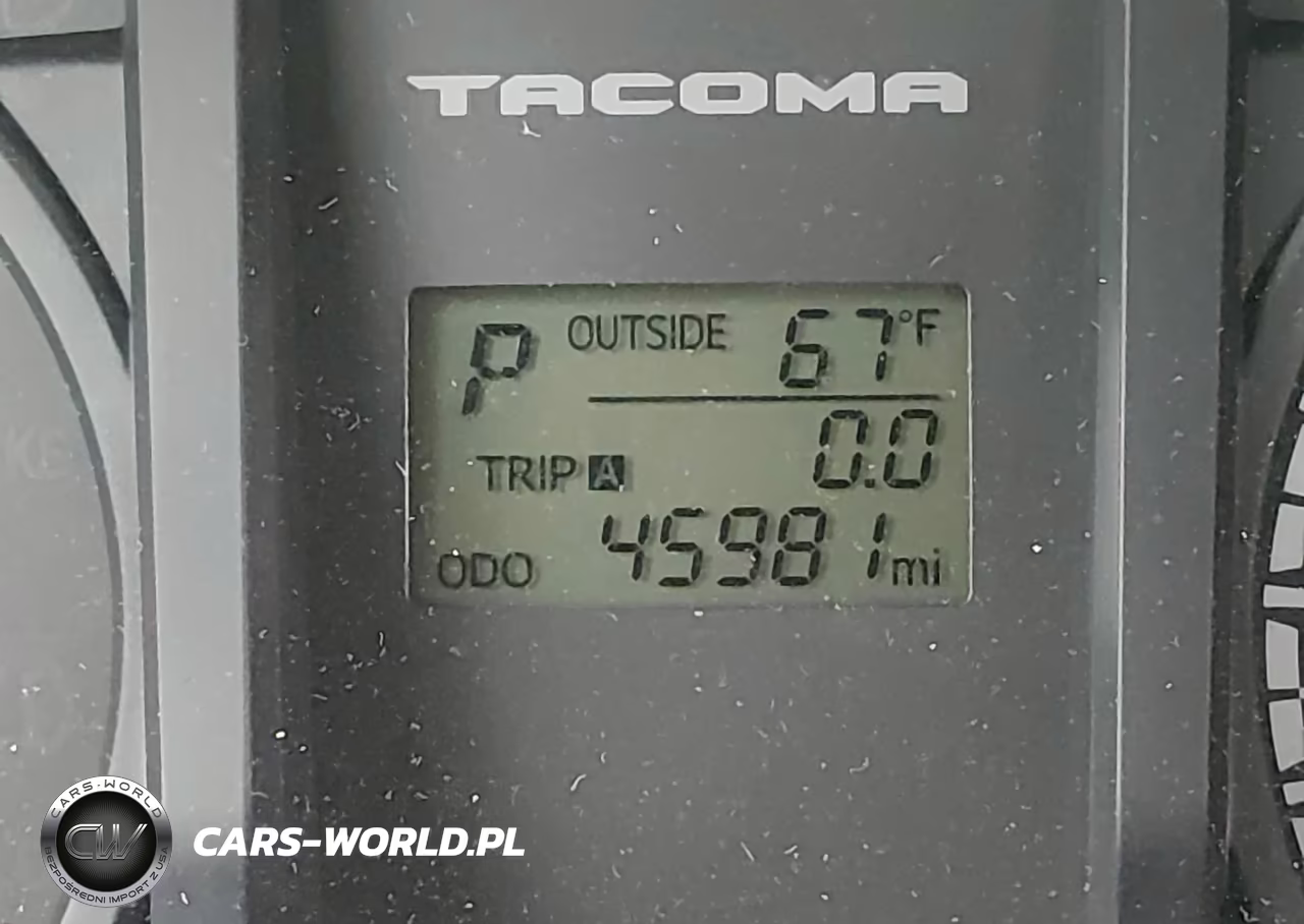 2017 Toyota Tacoma Sr VIN:5TFRX5GN8HX100027 - 16