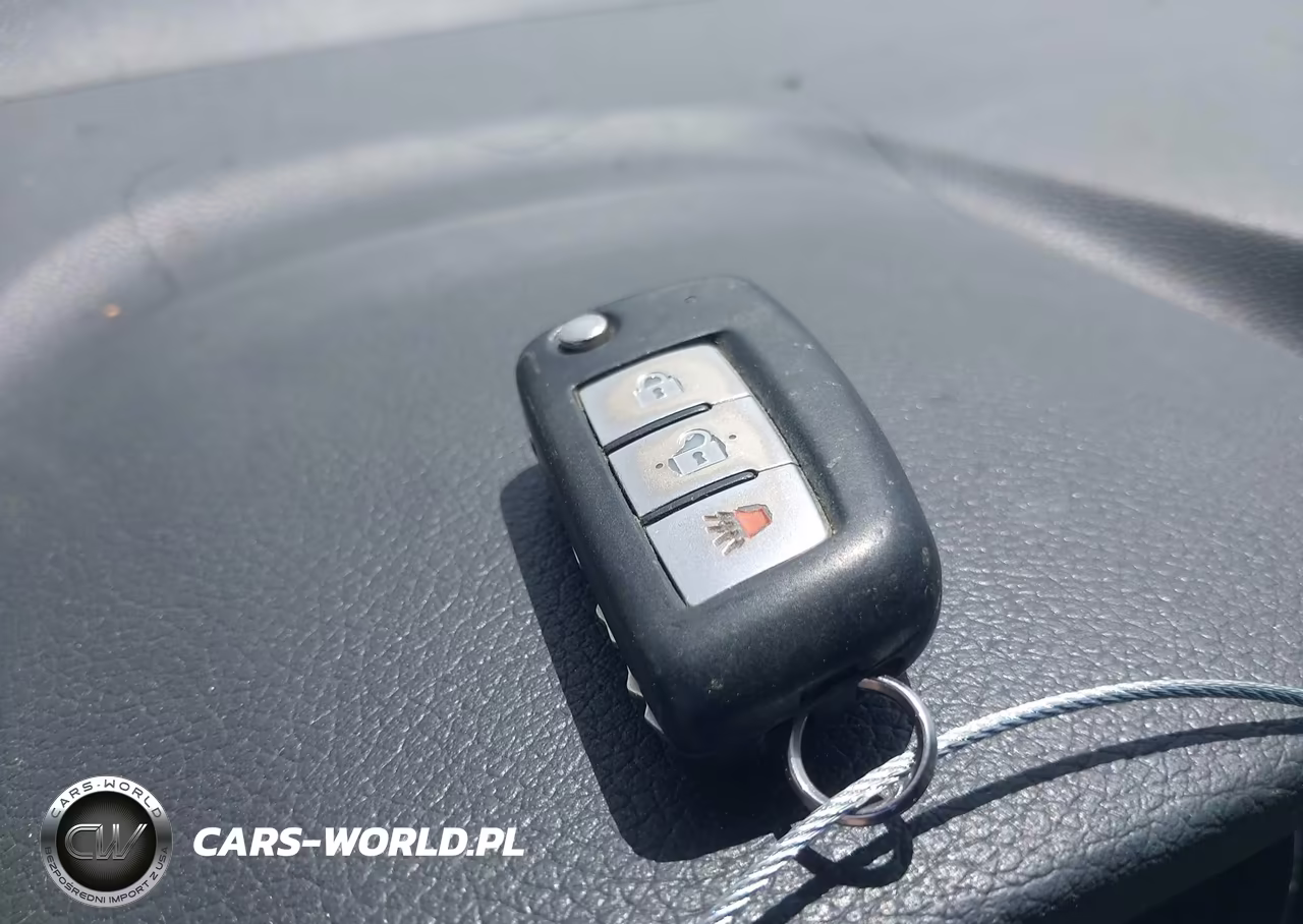 2015 Nissan Rogue S VIN:5N1AT2MT1FC833532 - 11