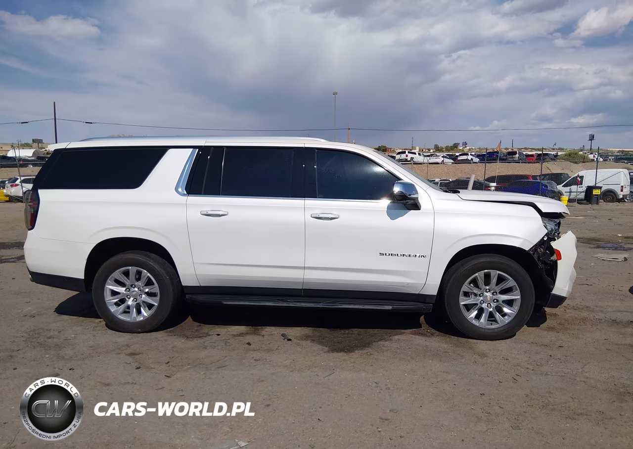2023 Chevrolet Suburban 4Wd Premier VIN:1GNSKFKDXPR123176 - 13