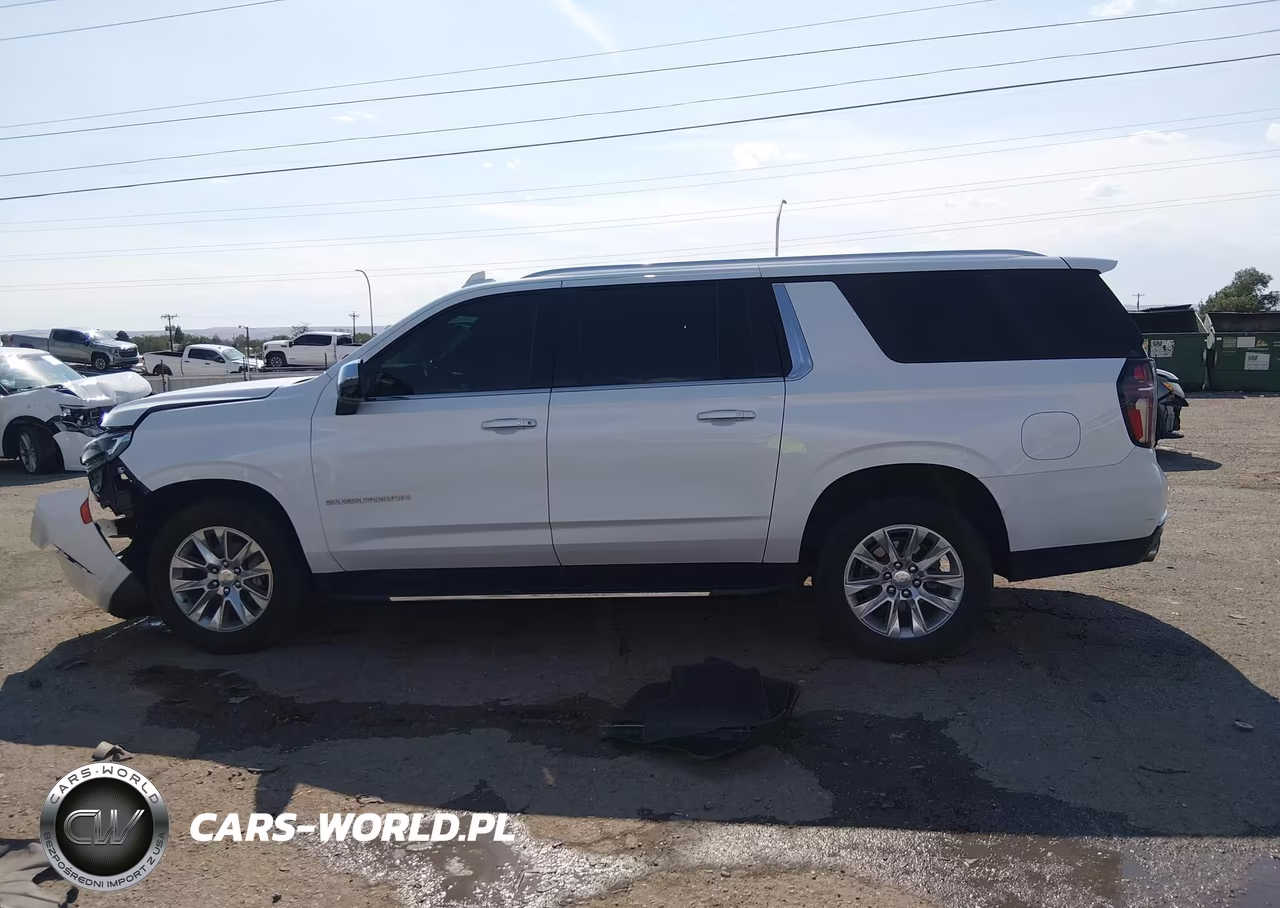 2023 Chevrolet Suburban 4Wd Premier VIN:1GNSKFKDXPR123176 - 14