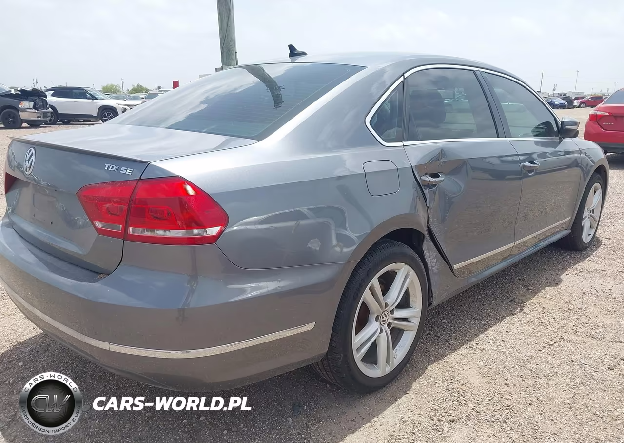 2014 Volkswagen Passat 2.0L Tdi Se VIN:1VWBN7A31EC044152 - 4