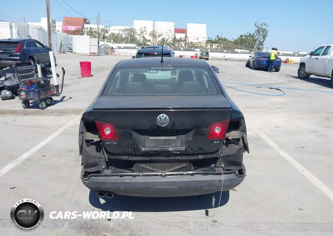 2010 Volkswagen Jetta Limited Edition VIN:3VWRZ7AJ4AM150945 - 17