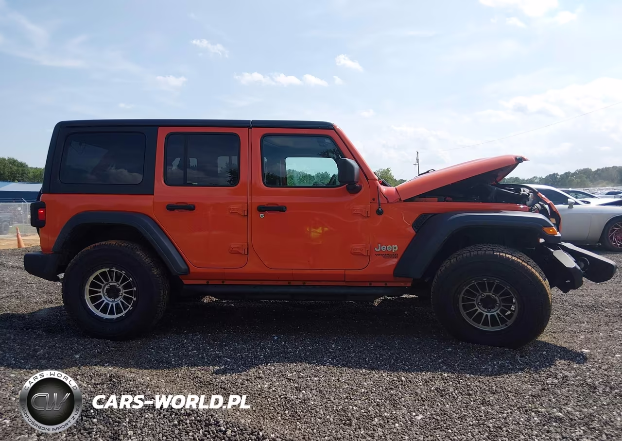 2018 Jeep Wrangler Unlimited Sport 4X4 VIN:1C4HJXDG8JW252576 - 13