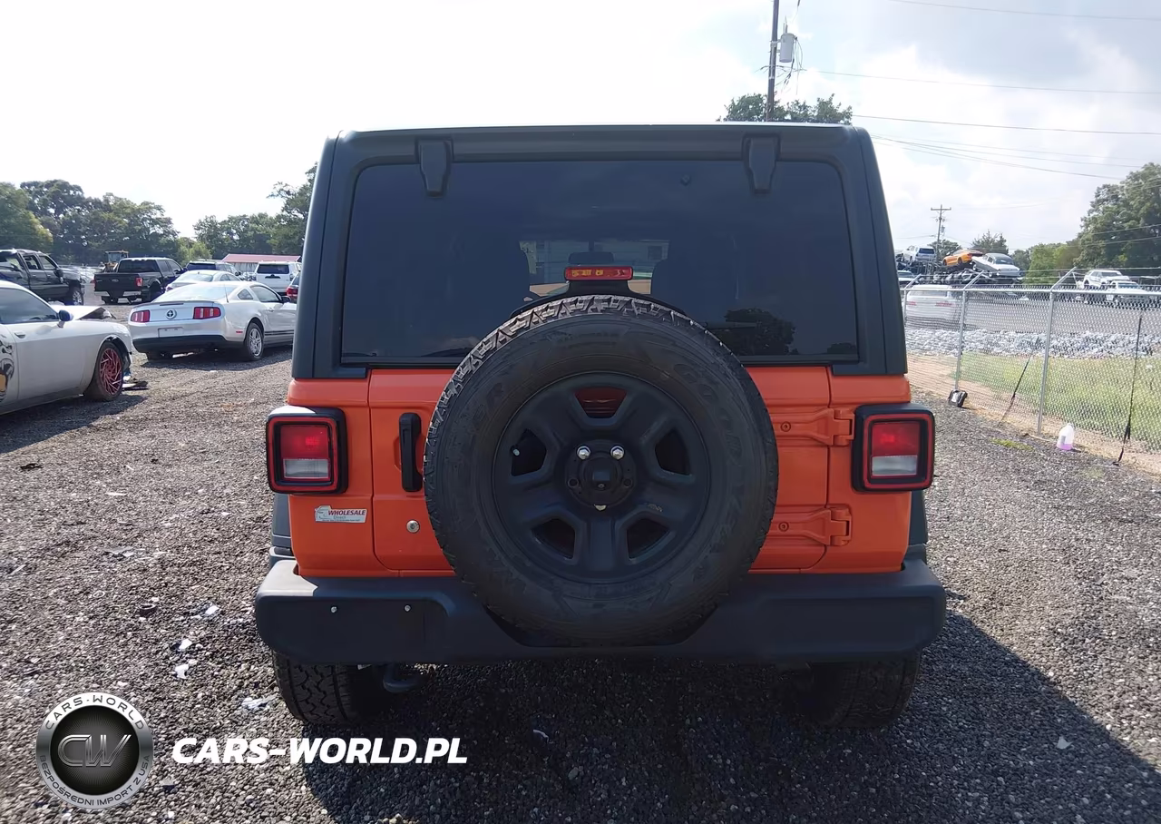 2018 Jeep Wrangler Unlimited Sport 4X4 VIN:1C4HJXDG8JW252576 - 16