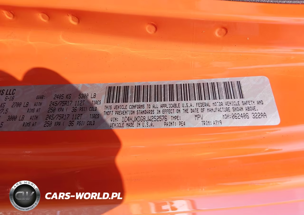 2018 Jeep Wrangler Unlimited Sport 4X4 VIN:1C4HJXDG8JW252576 - 9