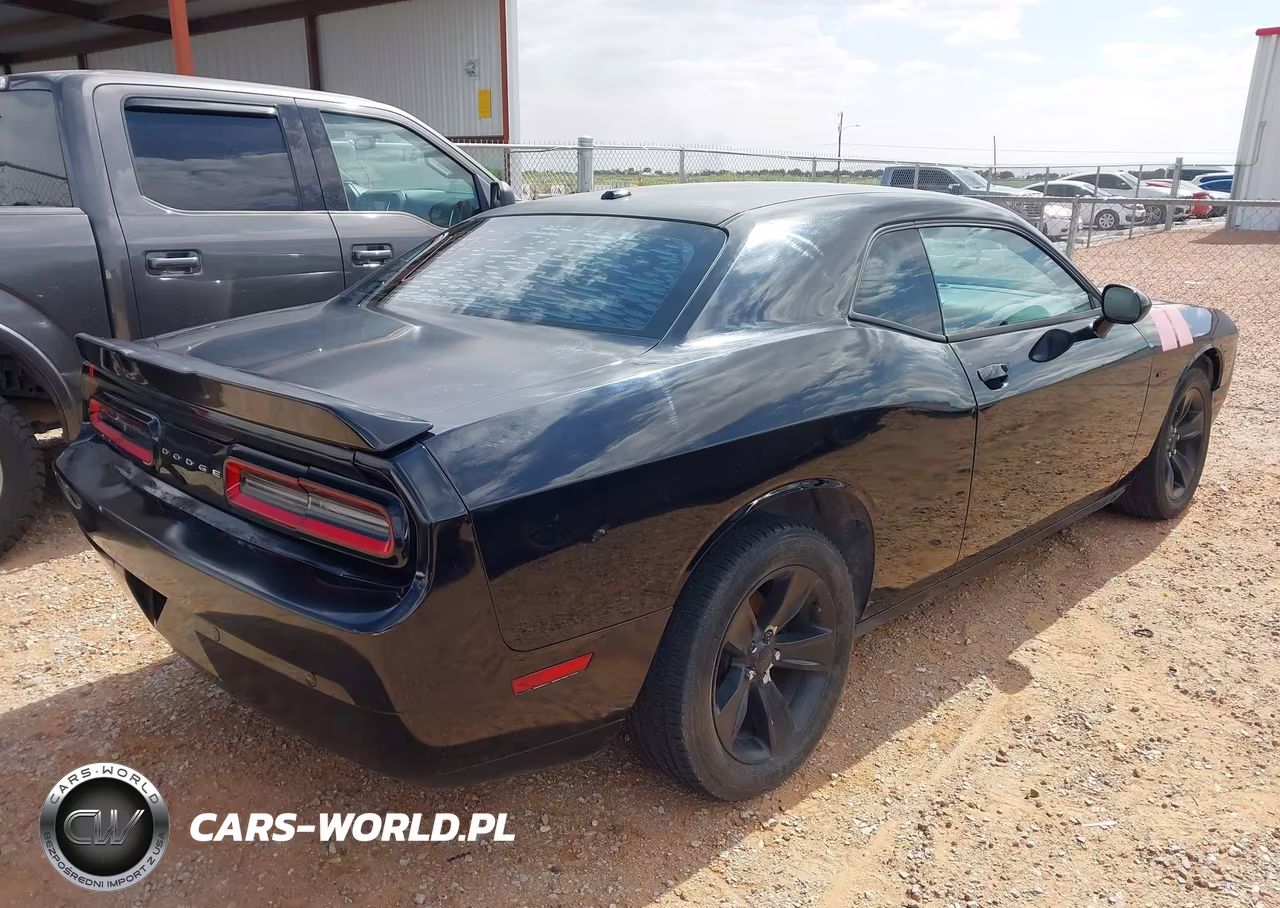2015 Dodge Challenger Sxt VIN:2C3CDZAG1FH720708 - 4