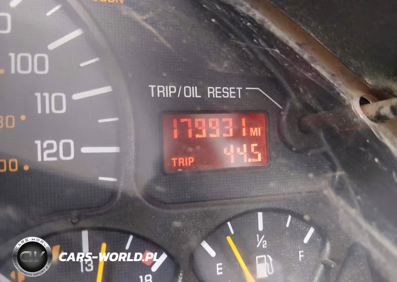 1999 Pontiac Firebird VIN:2G2FS22K2X2225810 - 16