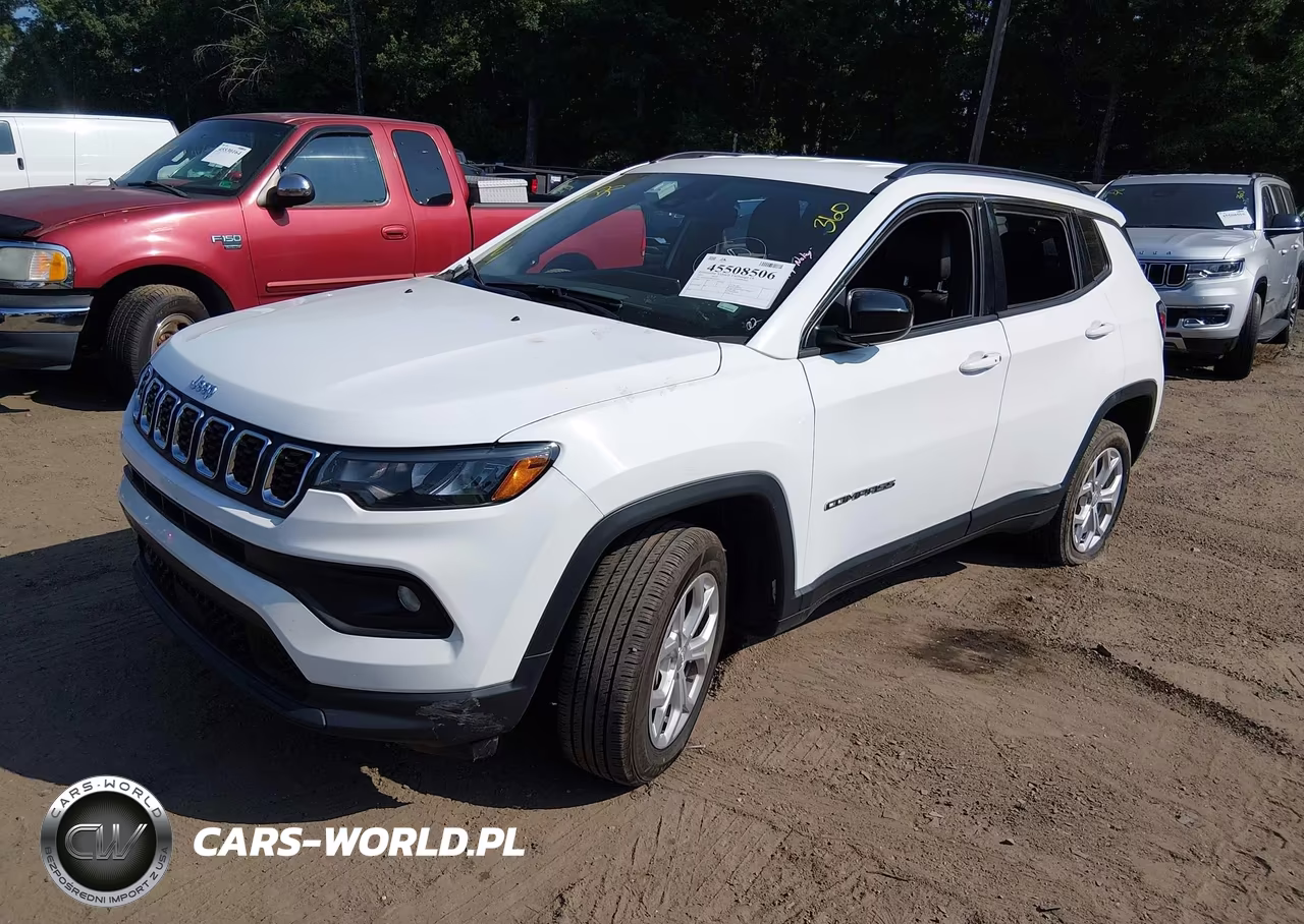 2024 Jeep Compass Latitude 4X4 VIN:3C4NJDBN0RT119542 - 2