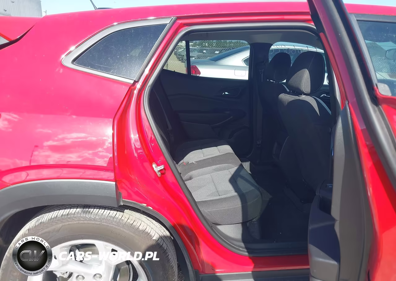 2026 Chevrolet Trax Fwd Ls VIN:KL77LFEP2TC036769 - 8