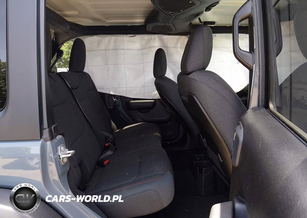 2025 Jeep Wrangler 4-Door Rubicon 4X4 VIN:1C4PJXFN8SW530997 - 8