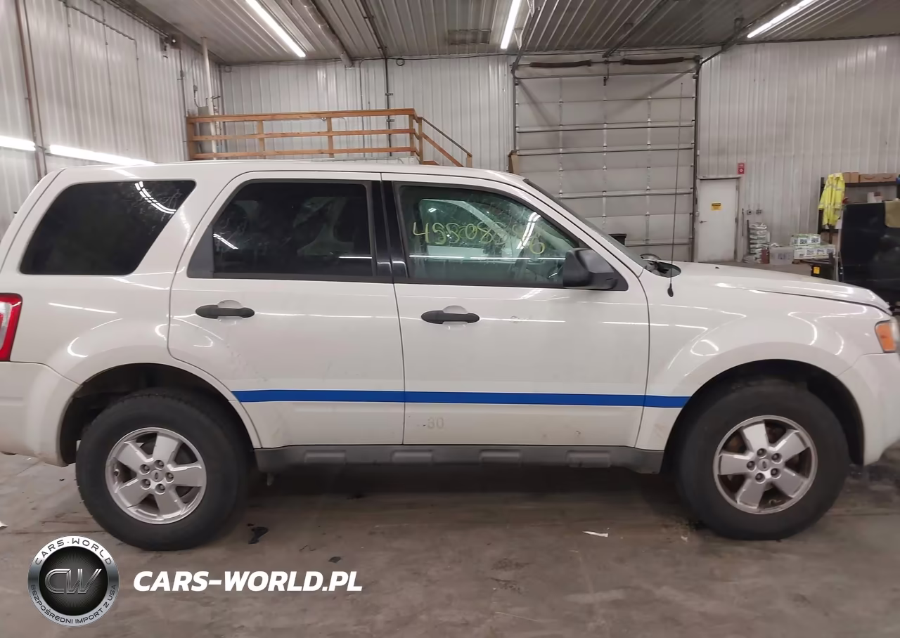2012 Ford Escape Xls VIN:1FMCU0C74CKA17110 - 13