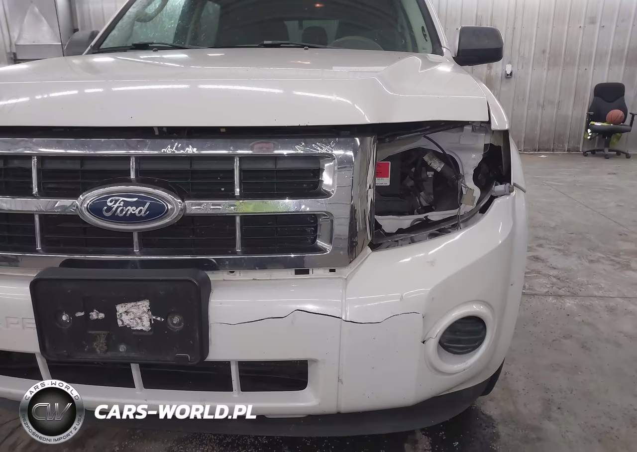 2012 Ford Escape Xls VIN:1FMCU0C74CKA17110 - 6