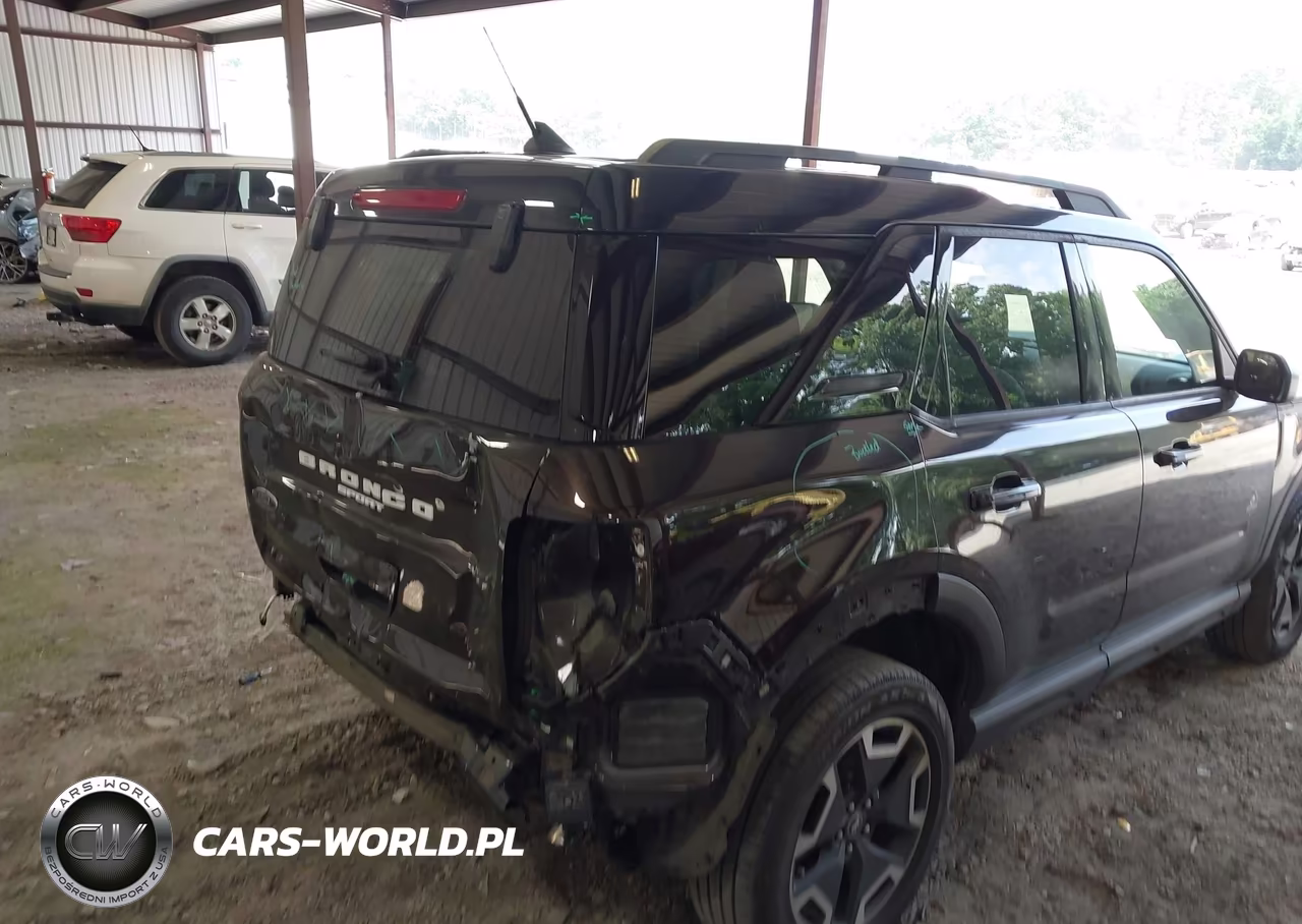 2021 Ford Bronco Sport Outer Banks VIN:3FMCR9C63MRA78667 - 6