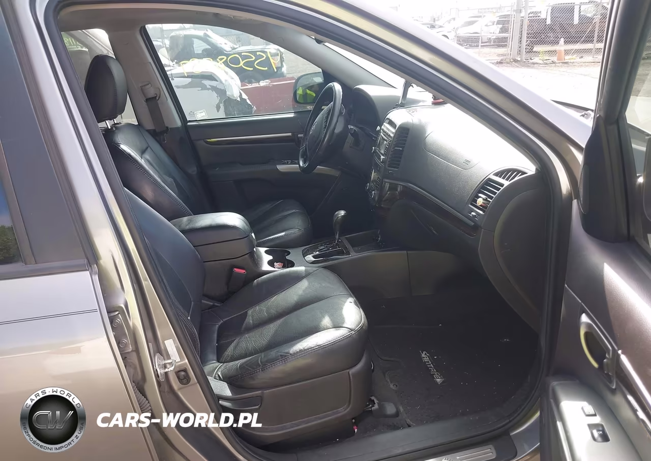 2012 Hyundai Santa Fe Limited V6 VIN:5XYZKDAGXCG156825 - 5