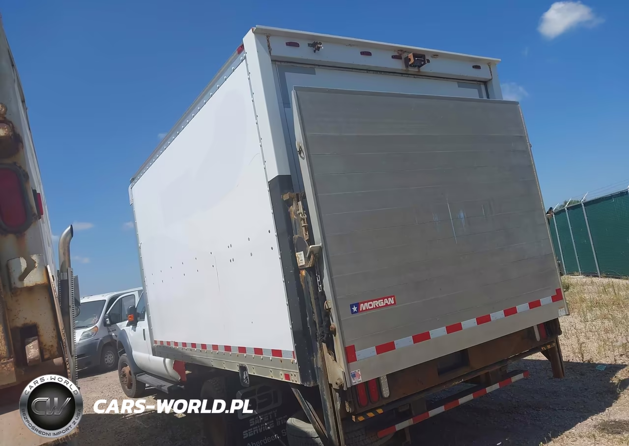 2016 Ford F-450 Chassis Xl-Xlt VIN:1FD0W4GY4GEA50085 - 3