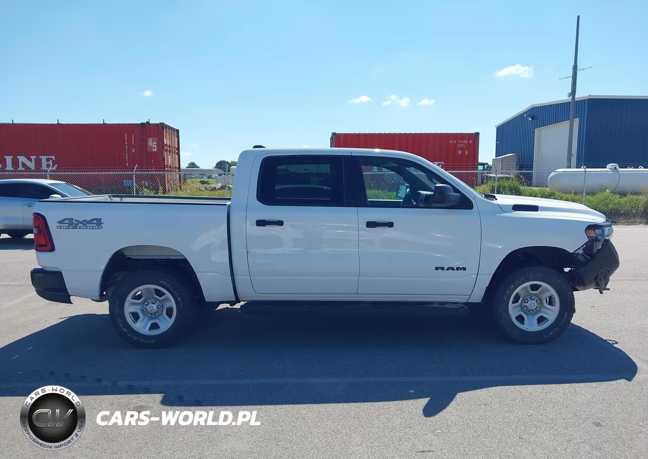 2025 Ram 1500 Tradesman 4X4 5'7 Box VIN:1C6RRFGG8SN674252 - 14