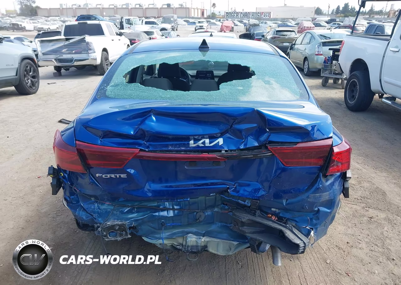 2024 Kia Forte Lxs VIN:3KPF24AD9RE780145 - 15