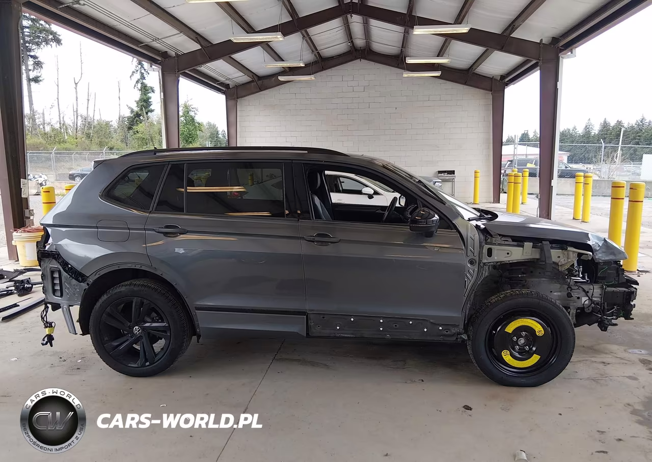 2024 Volkswagen Tiguan 2.0T Se R-Line Black VIN:3VV8B7AX6RM151020 - 14