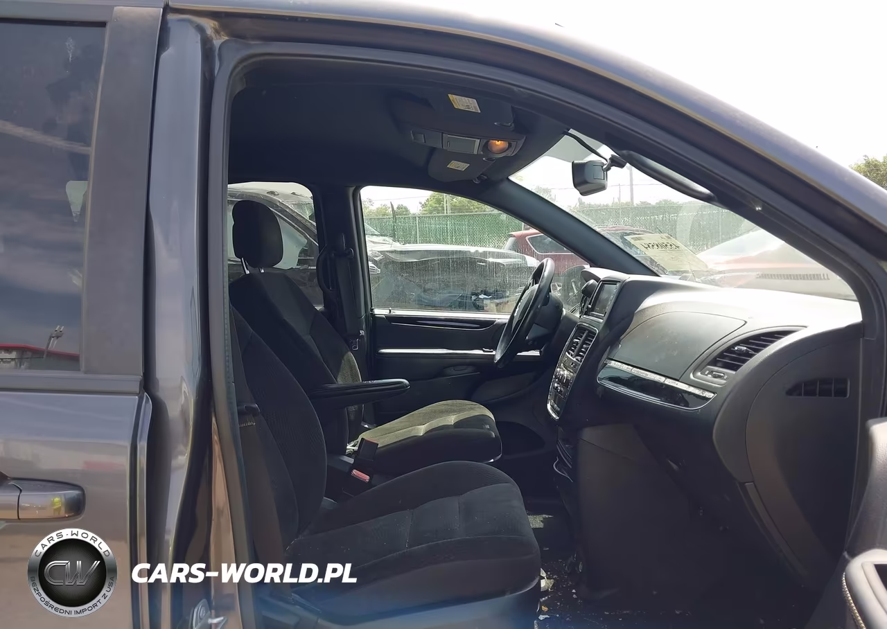 2018 Dodge Grand Caravan Se Plus VIN:2C4RDGBG5JR222751 - 5