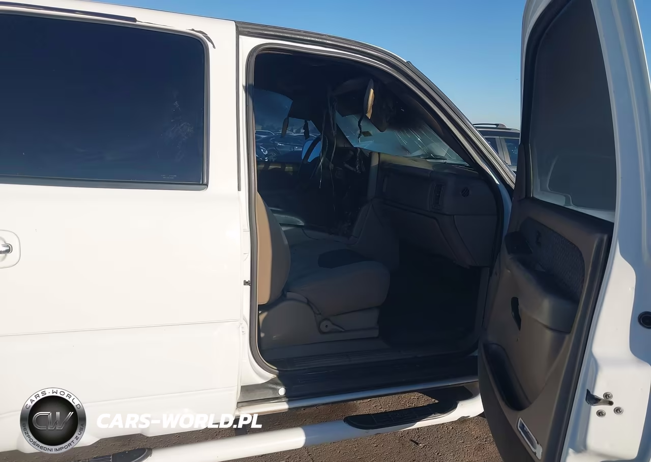 2003 Chevrolet Avalanche 1500 VIN:3GNEK13T93G186981 - 5