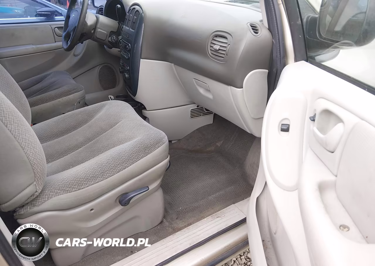 2005 Dodge Caravan Sxt VIN:1D4GP45R15B234512 - 5