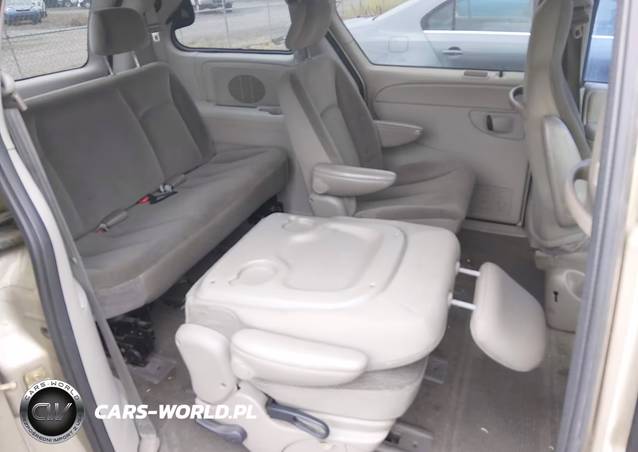 2005 Dodge Caravan Sxt VIN:1D4GP45R15B234512 - 8