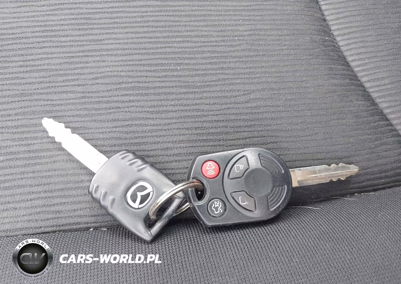 2011 Mazda Tribute I Sport VIN:4F2CY9C76BKM02342 - 11