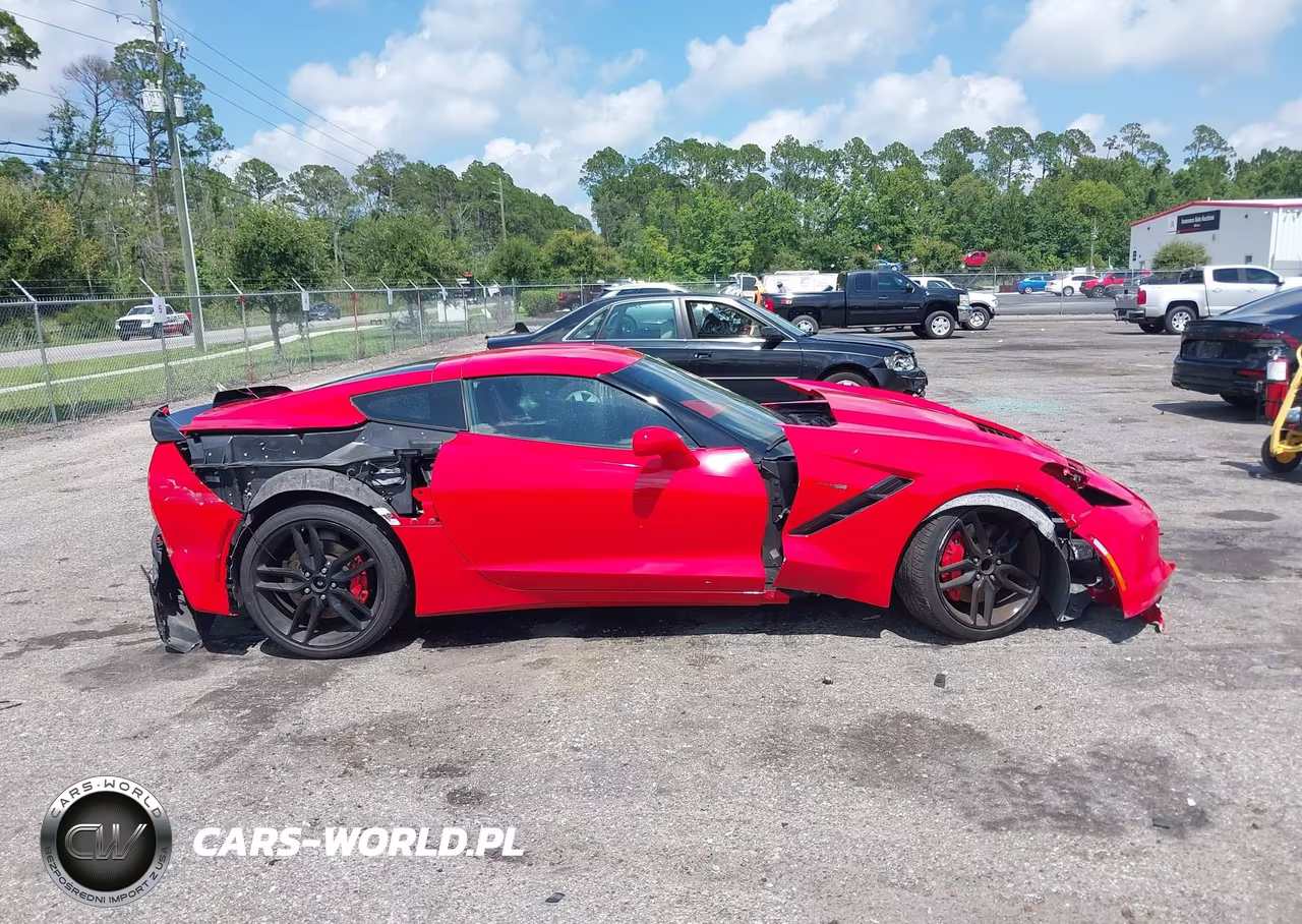 2016 Chevrolet Corvette Stingray Z51 VIN:1G1YM2D70G5121045 - 13