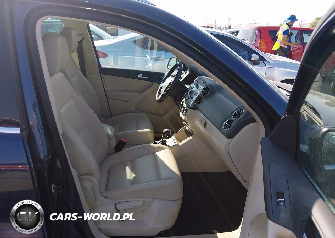 2011 Volkswagen Tiguan Se VIN:WVGBV7AX4BW000237 - 5