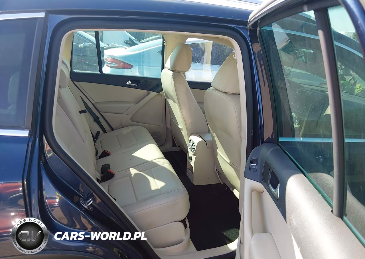 2011 Volkswagen Tiguan Se VIN:WVGBV7AX4BW000237 - 8