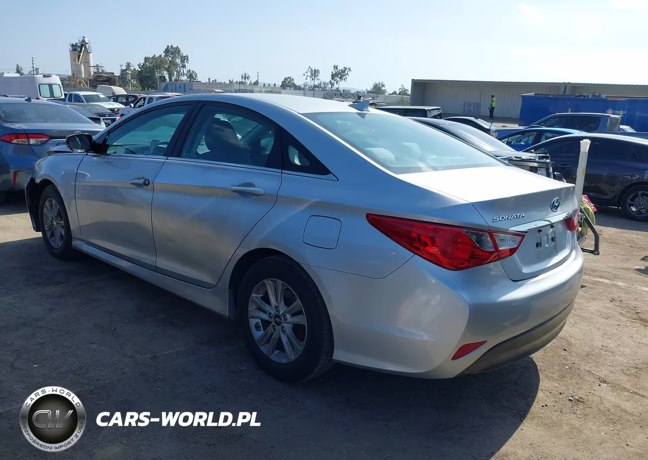 2014 Hyundai Sonata Gls VIN:5NPEB4AC5EH870496 - 3