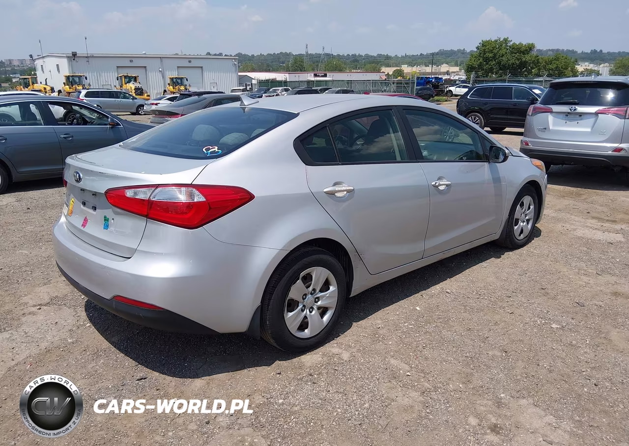 2015 Kia Forte Lx VIN:KNAFK4A63F5433660 - 4