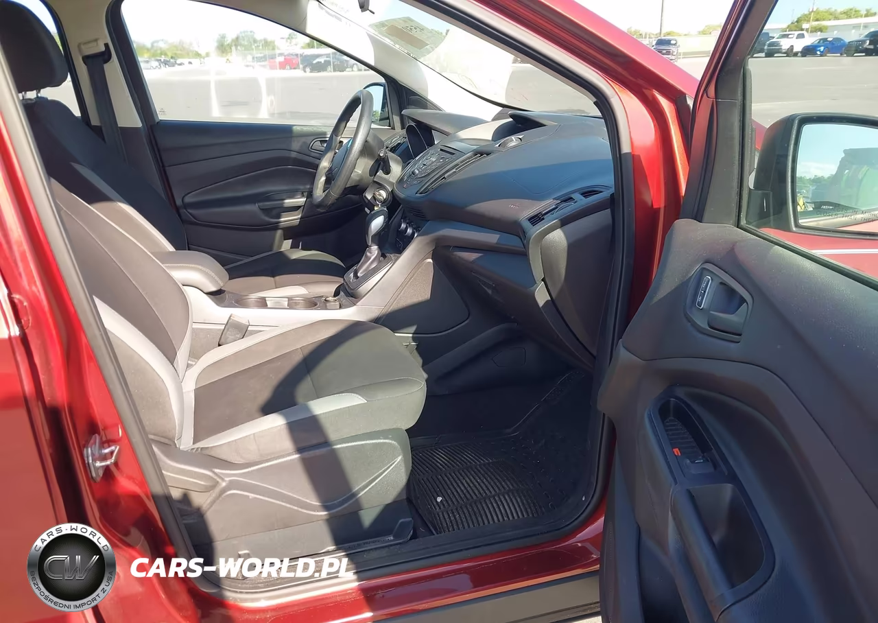 2015 Ford Escape S VIN:1FMCU0F72FUA87886 - 5