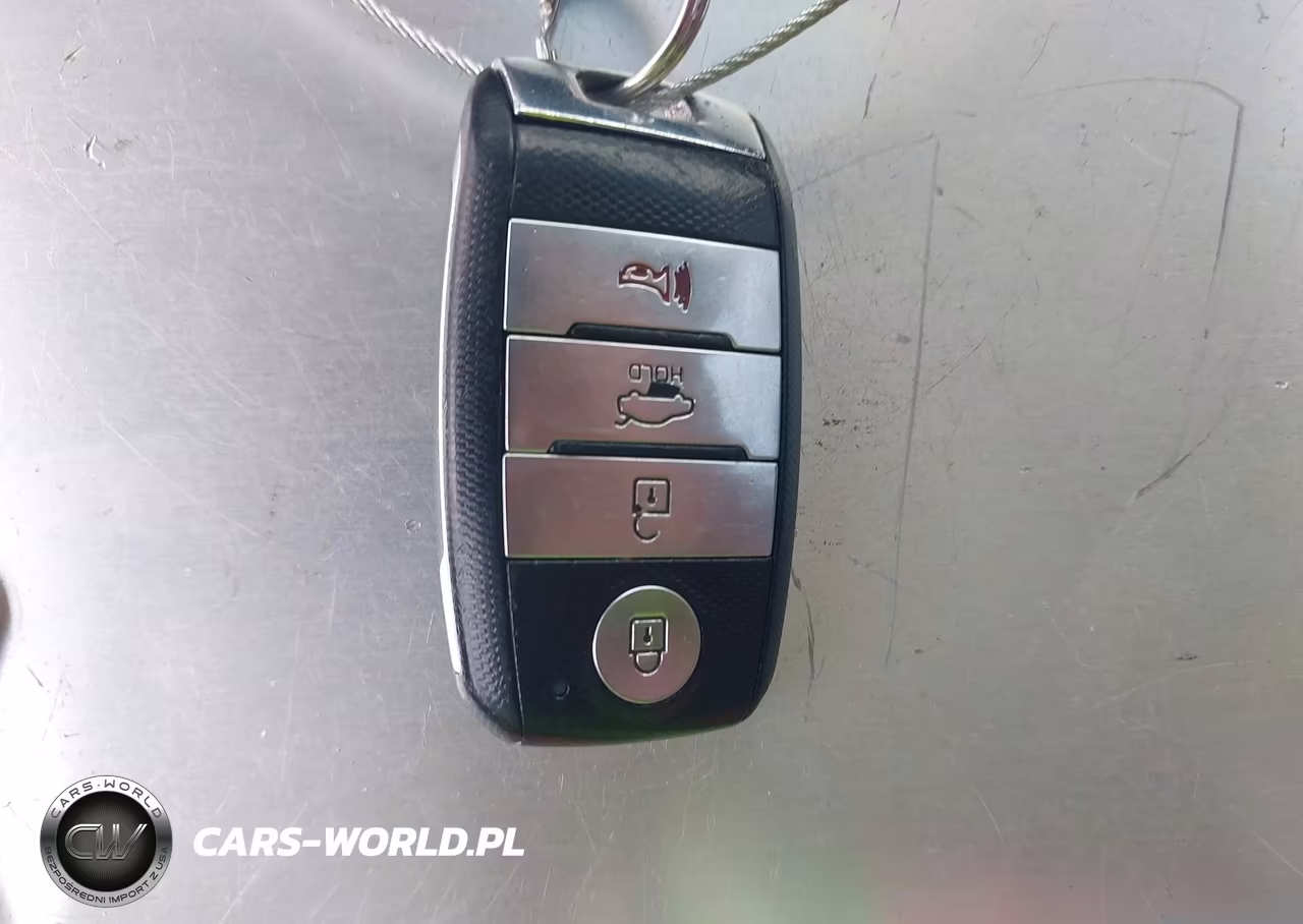 2018 Kia Forte S VIN:3KPFL4A78JE213694 - 11
