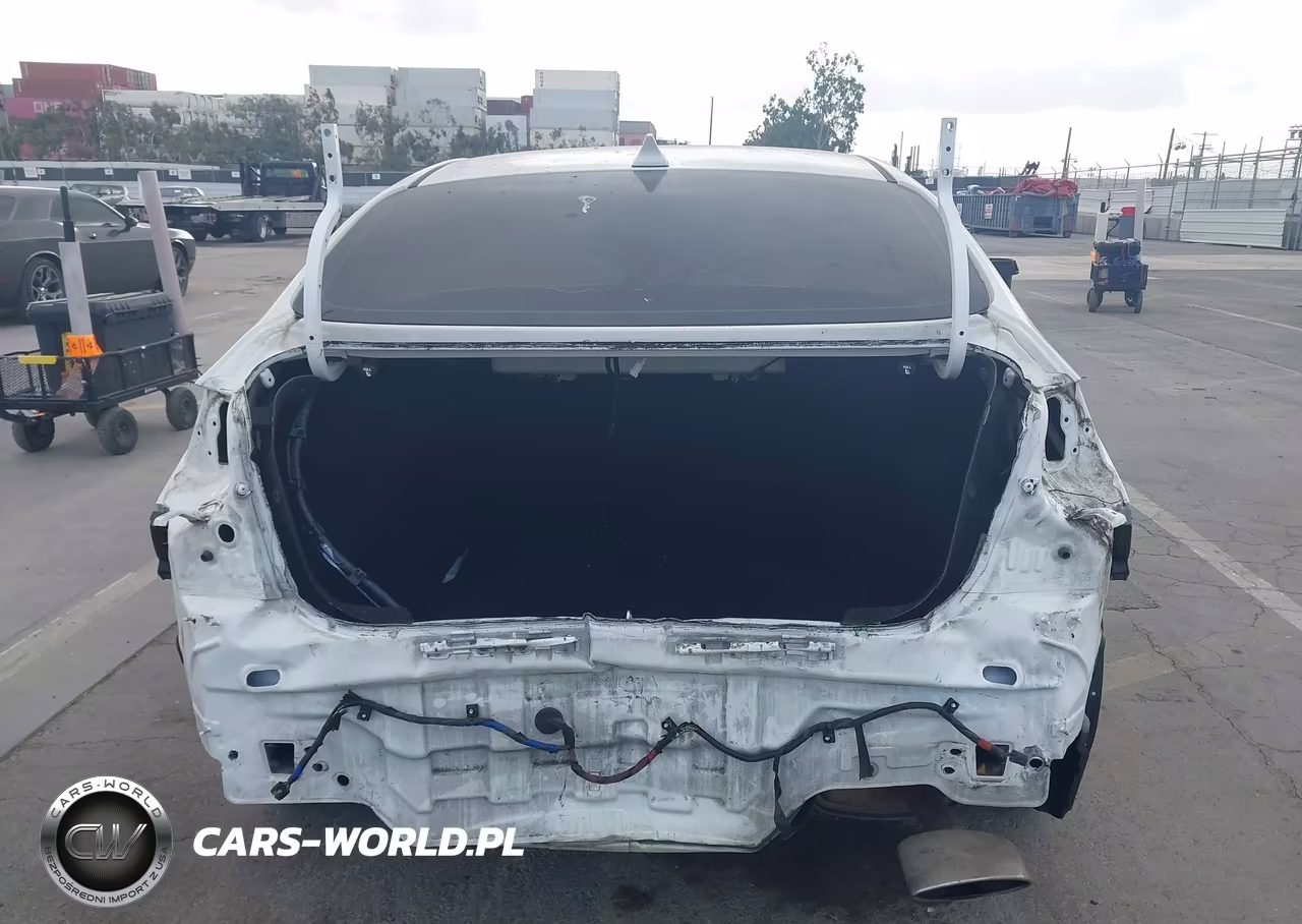 2018 Kia Forte S VIN:3KPFL4A78JE213694 - 17