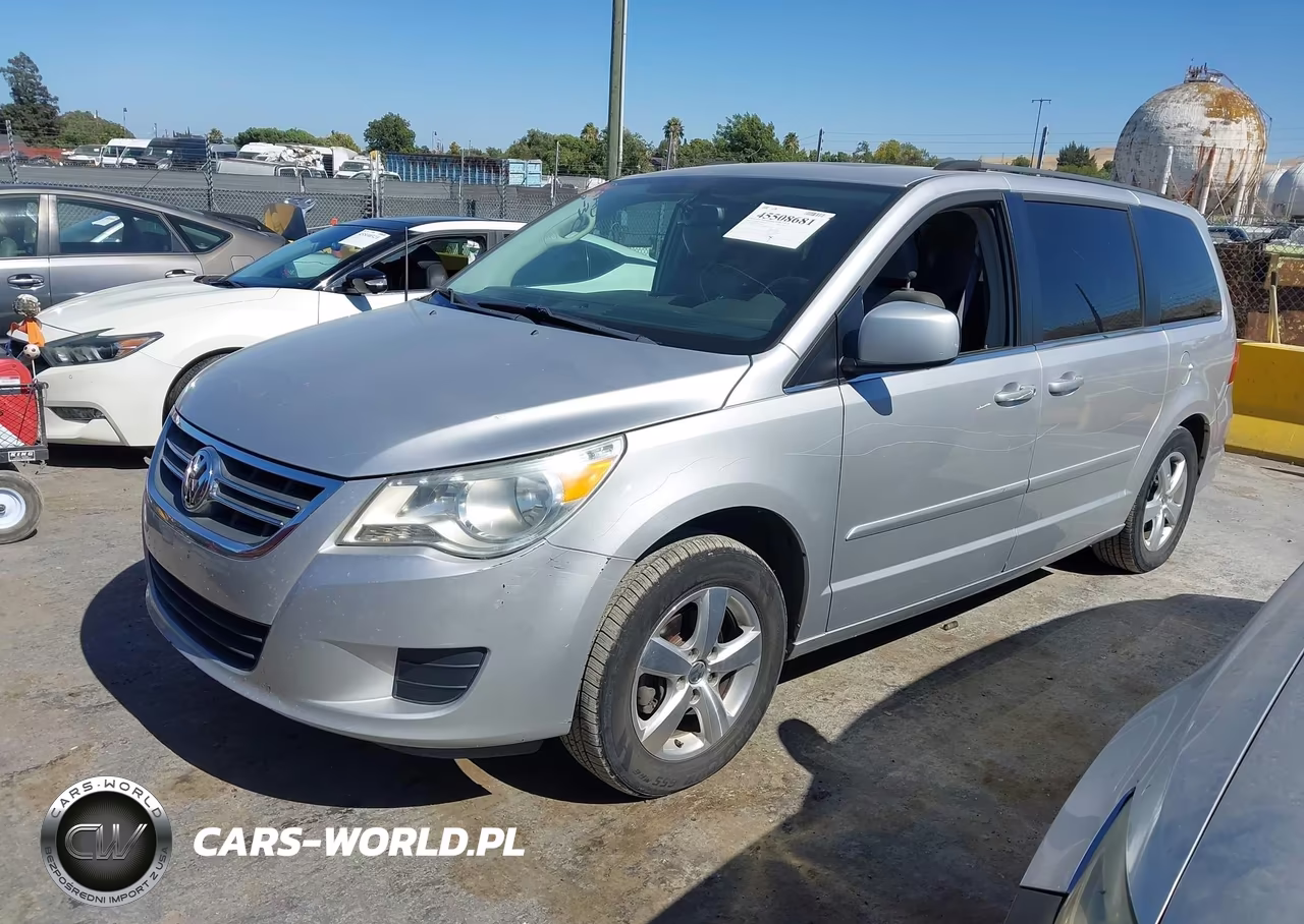 2009 Volkswagen Routan Sel VIN:2V8HW54X79R608367 - 2